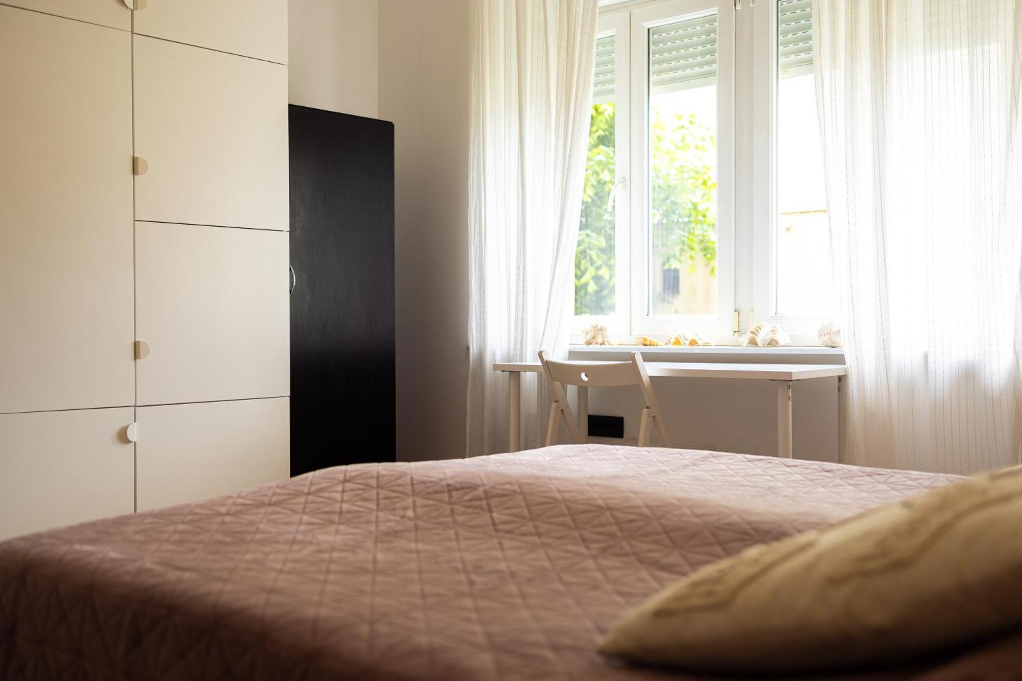 Large Two Bedroom Family App - Free Parking Ljubljana Exterior photo